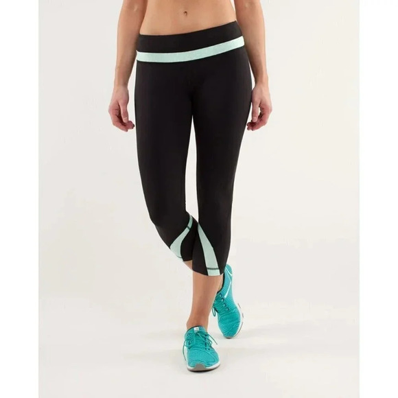 LULULEMON | INSPIRE CROP MINT POLKA DOT LUXTREME - Picture 1 of 15